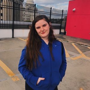 Meet your Posher, Hannah